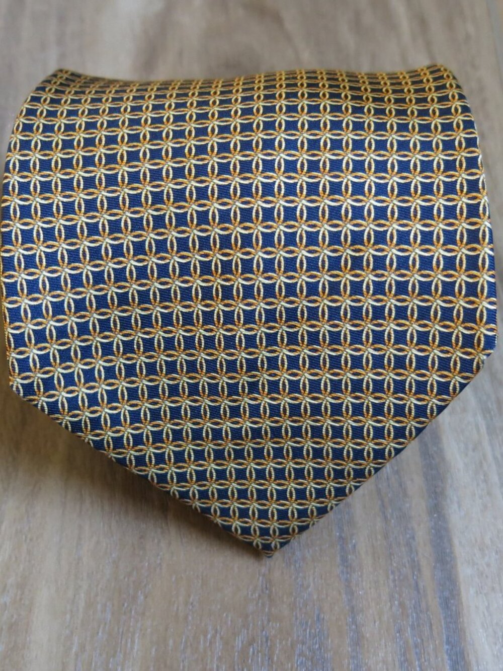 Brooks Brothers Makers Multi Color Chainlinks Pure Silk Men's Neck Tie
